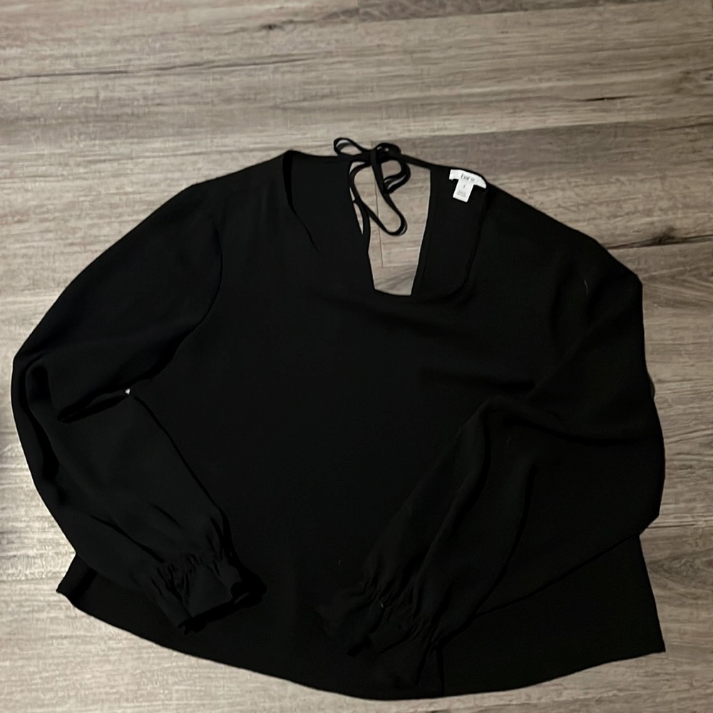 BAR III Women’s Black Long Sleeve Jewel Neck Top